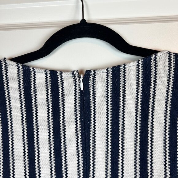 Theory Navy White Striped Sheath Dress Size Large - Picture 4 of 8
